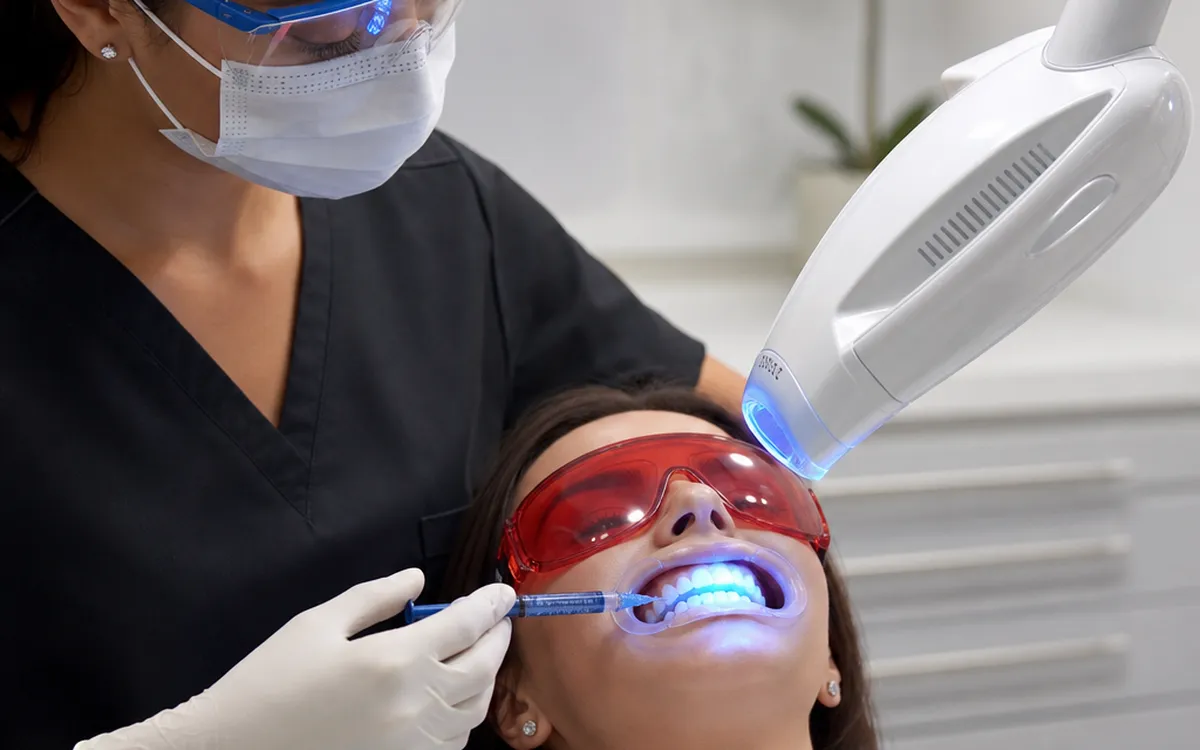 Philips Zoom teeth whitening